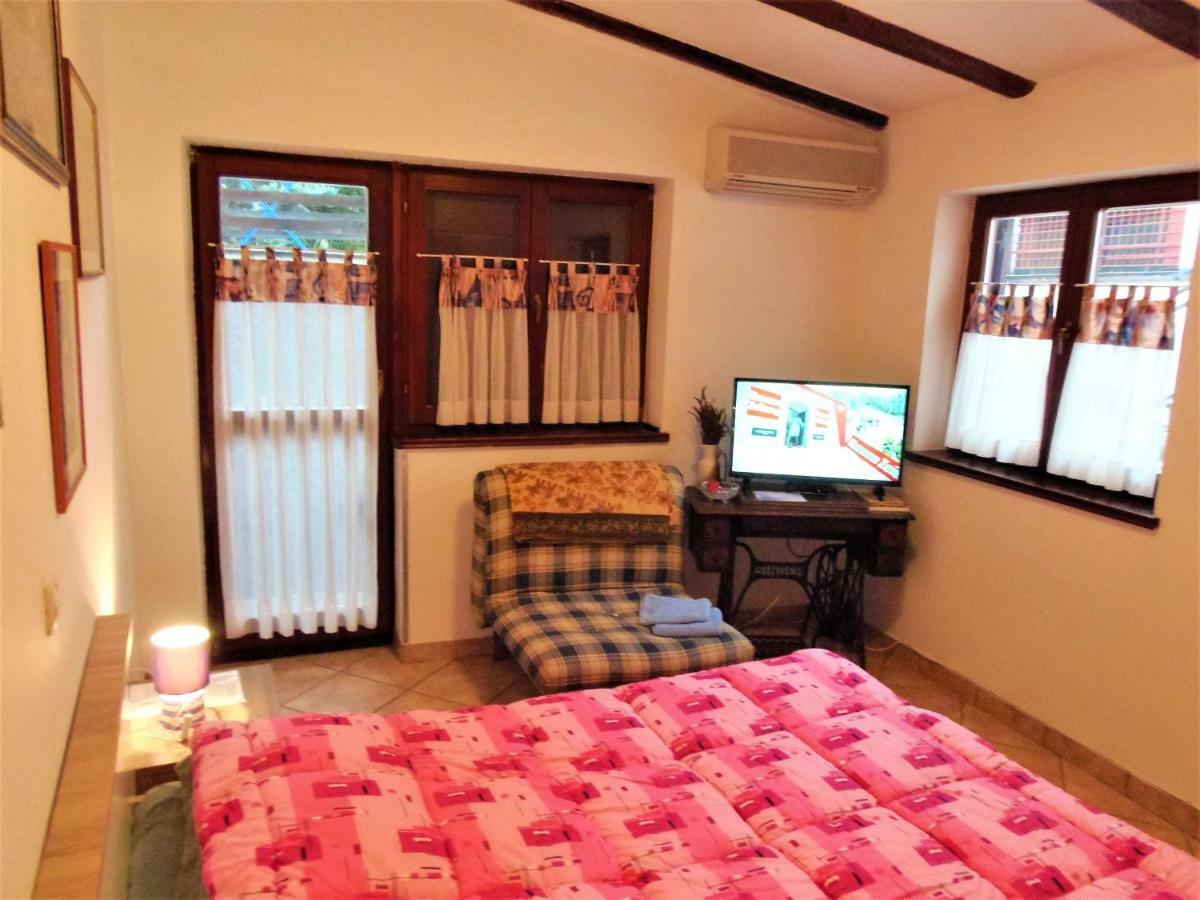 Apartment Noemi Medulin Bagian luar foto