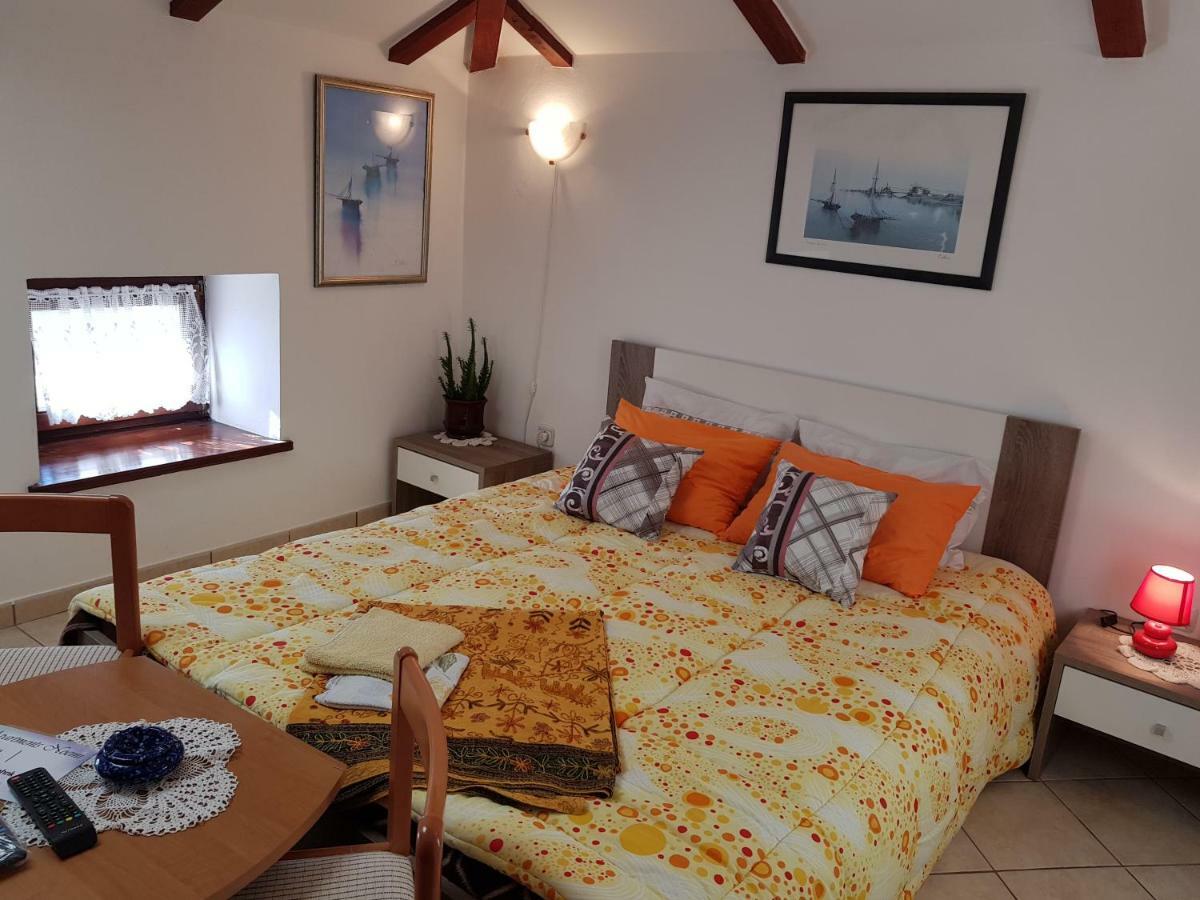 Apartment Noemi Medulin Bagian luar foto