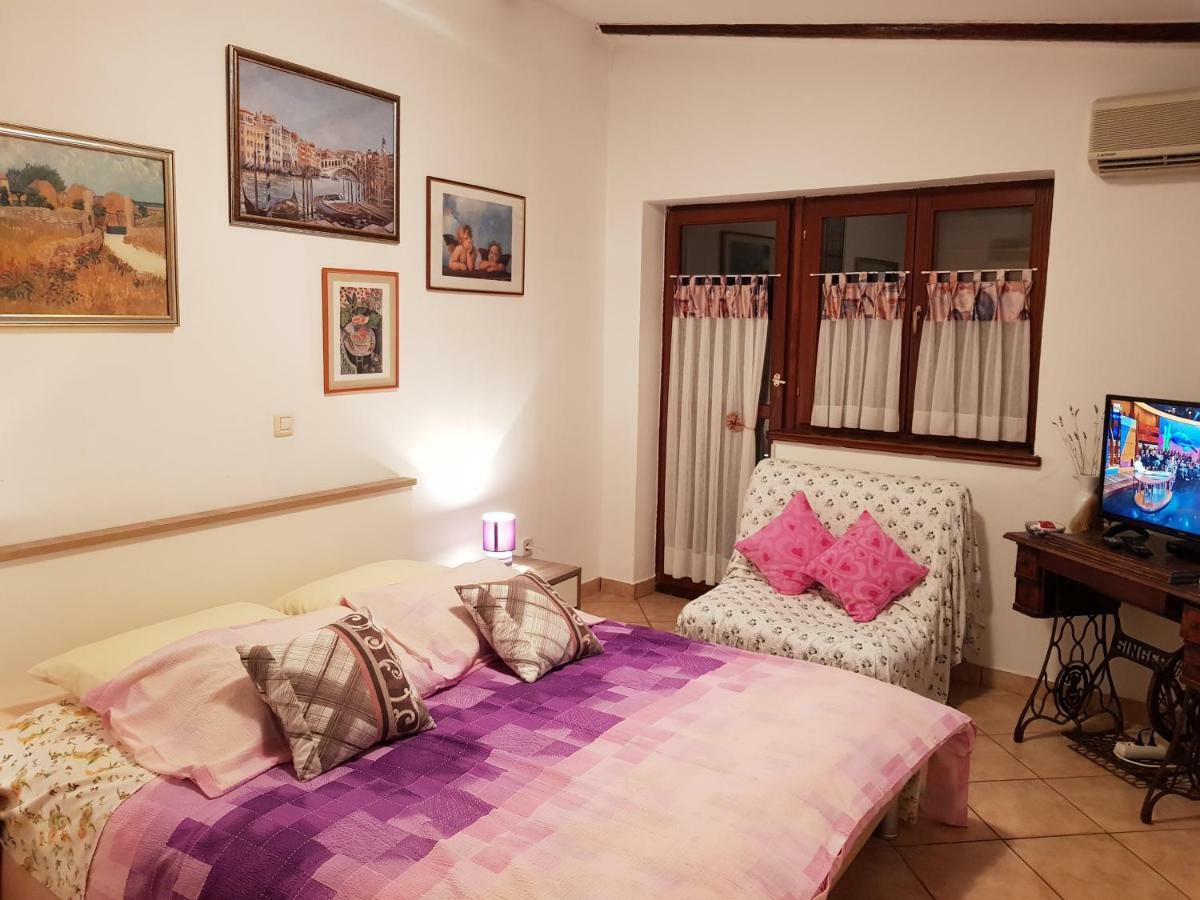 Apartment Noemi Medulin Bagian luar foto